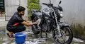 বাড়িতে বাইক ধোয়ার সময় এই ভুল করছেন না তো?