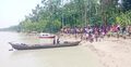 লঞ্চের ছাদ থেকে পড়ে নিখোঁজ কিশোর