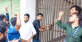 চাঁবিপ্রবির ফটকে শিক্ষার্থীদের তালা, অবরুদ্ধ শিক্ষকরা