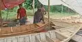 বর্ষায় নৌকার চাহিদা বাড়লেও সংকটে কারিগররা