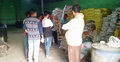 পোকা ধরা খেজুরসহ ডাল বিক্রি করায় এক প্রতিষ্ঠানকে জরিমানা