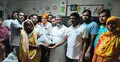 বিদ্যালয়ে আশ্রয় নেওয়া ২৭ পরিবারকে জেলা বিএনপির খাদ্য সহায়তা