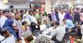 কুমিল্লায় ইসলামী ব্যাংক থেকে টাকা তোলার হিড়িক