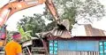 গোমতীর দুই পাড়ে পাউবোর অবৈধ স্থাপনা উচ্ছেদ