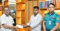 ছিনতাইকারীর হামলায় আহত ট্রাফিক সদস্য পেলেন লাখ টাকা