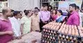 বোয়ালখালীতে ১৪০ টাকা ডজন ডিম বিক্রি করছে প্রশাসন