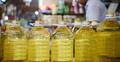 পটুয়াখালীতে মিলছে না বোতলজাত সয়াবিন তেল