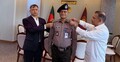 নতুন আইজিপিকে র‍্যাংক ব্যাজ পরিয়ে দিলেন প্রধানমন্ত্রী