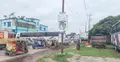 বাসের ধাক্কায় স্ত্রীসহ যুবদল নেতা আহত, মহাসড়ক অবরোধ