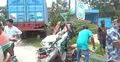 যশোরে কাভার্ডভ্যানের চাপায় নারী-শিশুসহ নিহত ৪