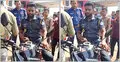 নম্বরবিহীন মোটরসাইকেলে জ্বালানি নিতে গিয়ে কারারক্ষী আটক