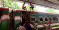 কুষ্টিয়ায় ট্রেনের ছাদ থেকে যুবকের রক্তাক্ত মরদেহ উদ্ধার