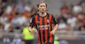 Luka Modric extends AC Milan contract until 2027