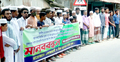উত্ত্যক্তের প্রতিবাদ করায় ৪ ছাত্রকে হাতুড়িপেটা, মানববন্ধন