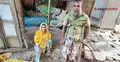 ঘরের অভাবে দিশাহারা প্রতিবন্ধী দম্পতির উদ্বাস্তু জীবন