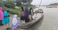 নৌকাতেই বন্দি হাজারো মানুষের জীবন