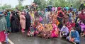 ঢাকা-আরিচা মহাসড়ক অবরোধ করে শ্রমিকদের বিক্ষোভ