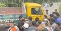 ট্রাক দিয়ে এনসিপির নেতাদের আটকানোর চেষ্টা পুলিশের
