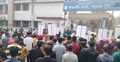 থানার গেট ও সড়ক অবরোধ করে বিক্ষোভ