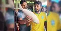 সাত হাজার টাকায় বিক্রি হলো এক ইলিশ
