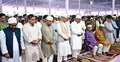 প্রধান জামাতে নামাজ আদায় করলেন রাষ্ট্রপতি ও প্রধানমন্ত্রী