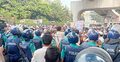 প্রেস ক্লাবের সামনে ইবতেদায়ি শিক্ষকদের পদযাত্রা আটকে দিলো পুলিশ