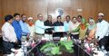 রাবির উদ্ভাবিত রানীক্ষেত রোগের নতুন ভ্যাকসিন হস্তান্তর