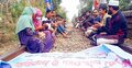 দ্বিতীয় দিনের মতো রেলপথ অবরোধ করে রাবি শিক্ষার্থীদের বিক্ষোভ