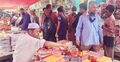শাহজাদপুরে ঈদের আমেজ, প্রতি হাটে বিক্রি হয় ৭০০ কোটি টাকার কাপড়