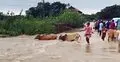 সুনামগঞ্জে পাহাড়ি ঢলে তলিয়ে গেছে সড়ক, তাহিরপুরের যোগাযোগ বিচ্ছিন্ন