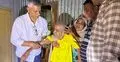 শতবর্ষী বৃদ্ধকে রাস্তায় ফেলে গেলো স্বজনরা, দায়িত্ব নিলেন প্রতিমন্ত্রী