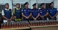 সড়কে পড়ে থাকা অটোরিকশায় মিললো ২০০ বোতল মদ