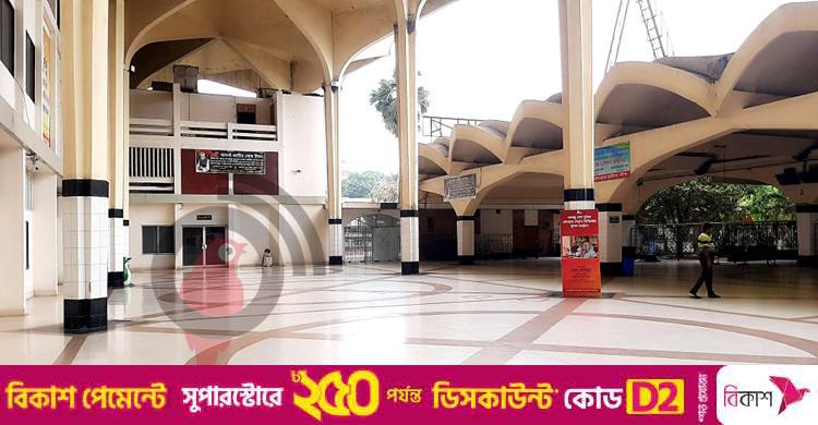 কমলাপুর রেলস্টেশনে নারীকে কুপিয়ে হত্যা