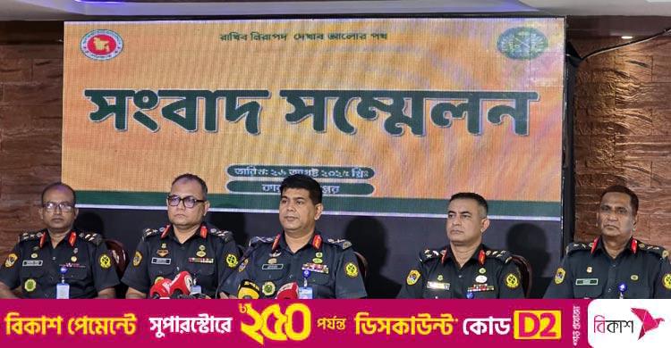 কারা মহাপরিদর্শক / কারাগার থেকে ৮০ লাখ টাকা জব্দ, পালিয়ে যাওয়া ৭০০ বন্দি এখনো পলাতক