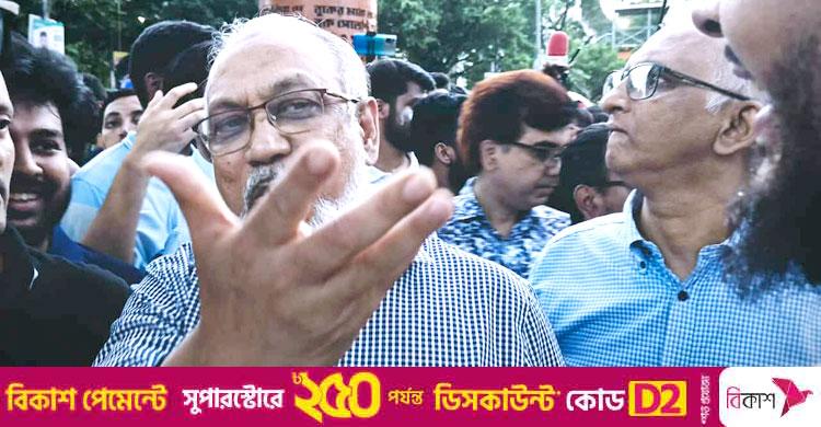 বুয়েট ভিসি / শিক্ষার্থীদের ওপর লাঠিচার্জ সভ্য সমাজে কোনোভাবে কাম্য নয়