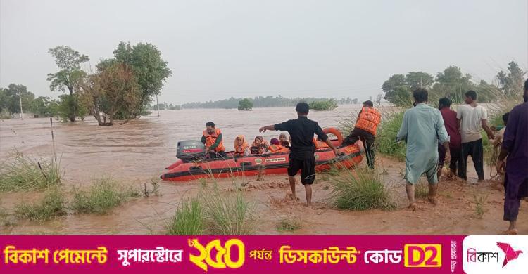 পানি ছাড়লো ভারত, পাকিস্তানে বন্যায় ২৫ জনের মৃত্যু