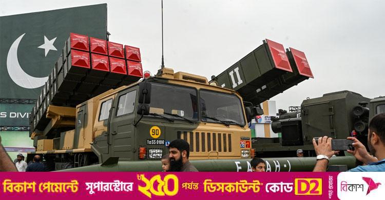 ভারত-পাকিস্তানের ক্ষেপণাস্ত্র প্রতিযোগিতা তীব্র হচ্ছে