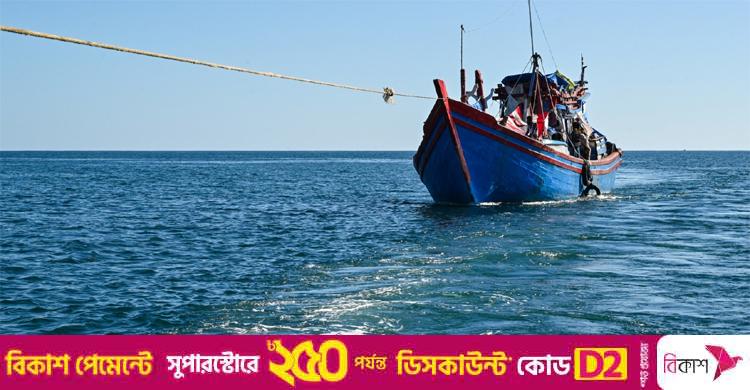 ভারতের বিরুদ্ধে রোহিঙ্গাদের অভিযোগ / হাত বেঁধে-মুখ ঢেকে নৌকায় চাপিয়ে জোর করে সাগরে ফেলা হয়