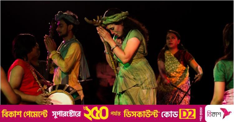 মঞ্চে আজ বটতলার ‘খনা’