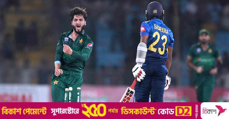 ৩১ বছর বয়সেই অবসর পাকিস্তানি পেসারের