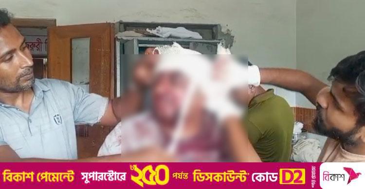 দিনদুপুরে জুয়েলারি ব্যবসায়ীকে কুপিয়ে স্বর্ণ লুটের চেষ্টা