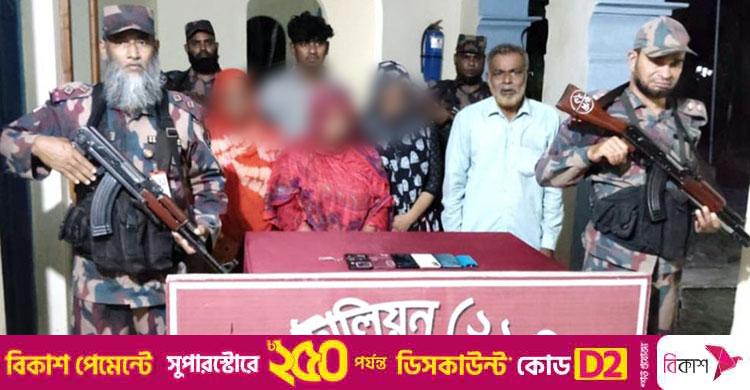 বেনাপোল দিয়ে ভারতে প্রবেশকালে আটক ৫