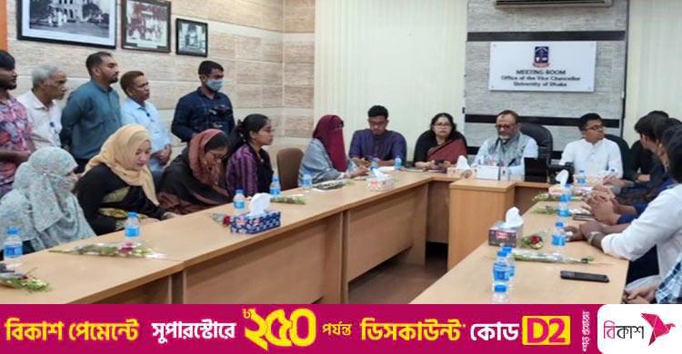 আনুষ্ঠানিকভাবে শুরু হলো ডাকসুর নতুন কমিটির কার্যক্রম