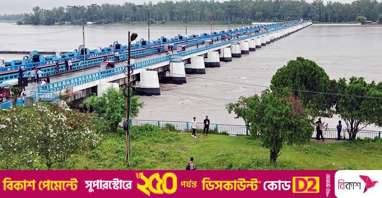 তিস্তায় বেড়েছে পানি, খোলা হলো ব্যারাজের ৪৪ জলকপাট