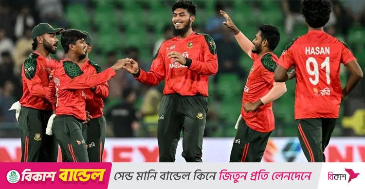 টি-টোয়েন্টি র‌্যাংকিংয়ে এক ধাপ উন্নতি বাংলাদেশের