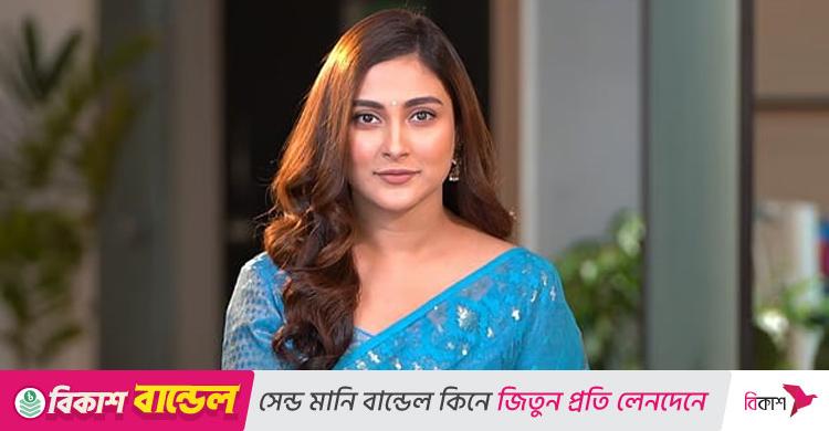 দেশের প্রেক্ষাগৃহে মুক্তি পাচ্ছে মেহজাবীনের প্রথম সিনেমা