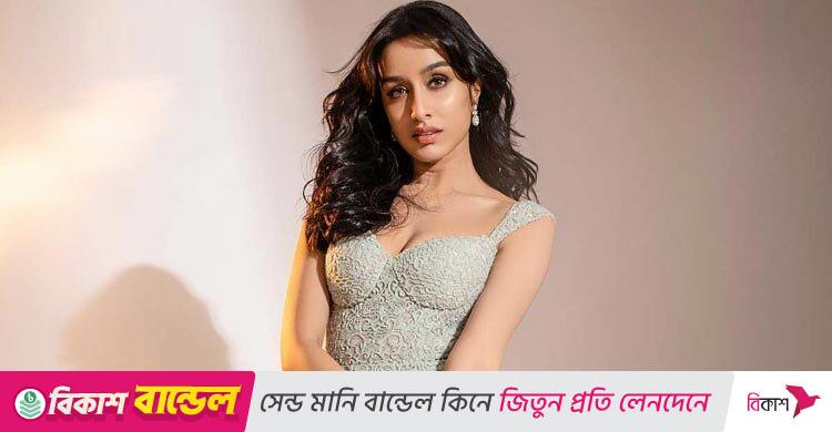 অবশেষে প্রেমিকের সঙ্গে পরিচয় করালেন শ্রদ্ধা কাপুর