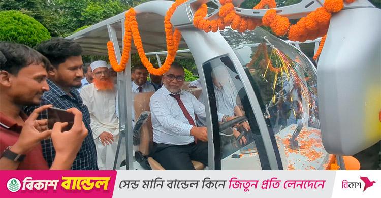 ইসলামী বিশ্ববিদ্যায়ে প্রথমবারের মতো চালু হলো বৈদ্যুতিক শাটল কার