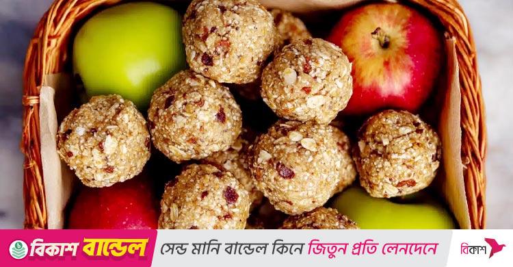 স্বাস্থ্যকর ওটস-আপেলের লাড্ডুর রেসিপি