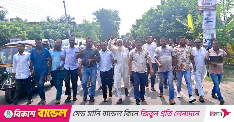 দু’দিন বিরতি দিয়ে বাগেরহাটে ফের নির্বাচন অফিস ঘেরাও